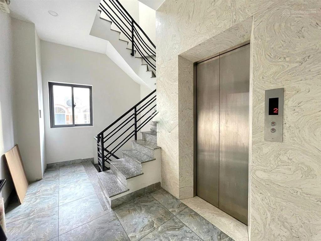 Chính chủ bán nhà khu phố tây sát biển đang có dòng tiền sẵn, nhà 3 mặt tiền nguyễn thiện thuật