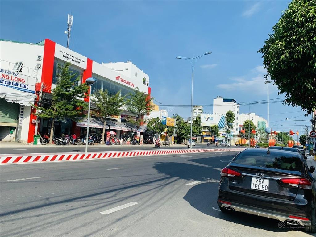 Bán căn góc đẹp kinh doanh tập trung các thương hiệu, 2 mặt tiền đường lê hồng phong