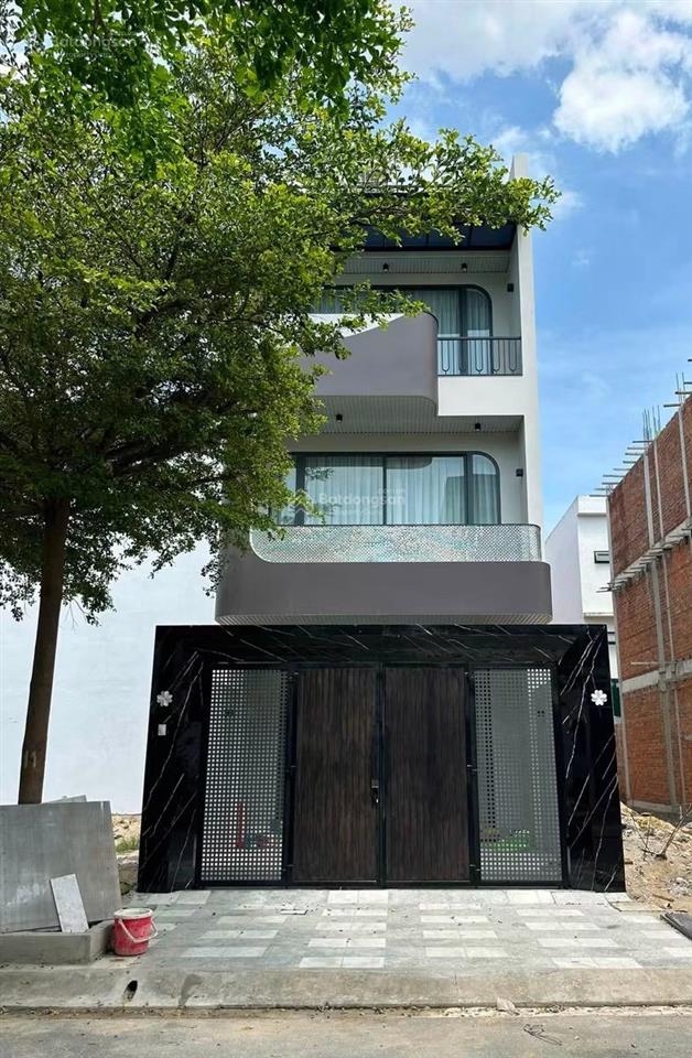 Bán căn nhà mới đầy đủ nội thất, sang trọng chỉ dọn vào ở, khu đô thị mỹ gia gói 5