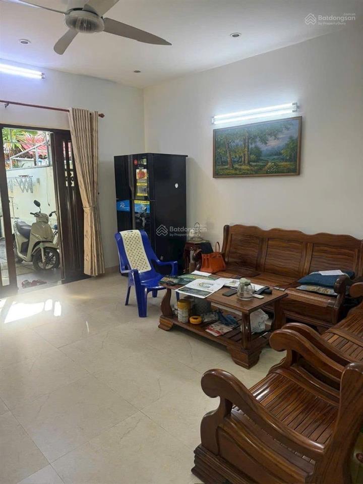 Bán căn nhà gần biển, giá tốt hơn thị trường mặt tiền đường lớn, nguyễn thị định