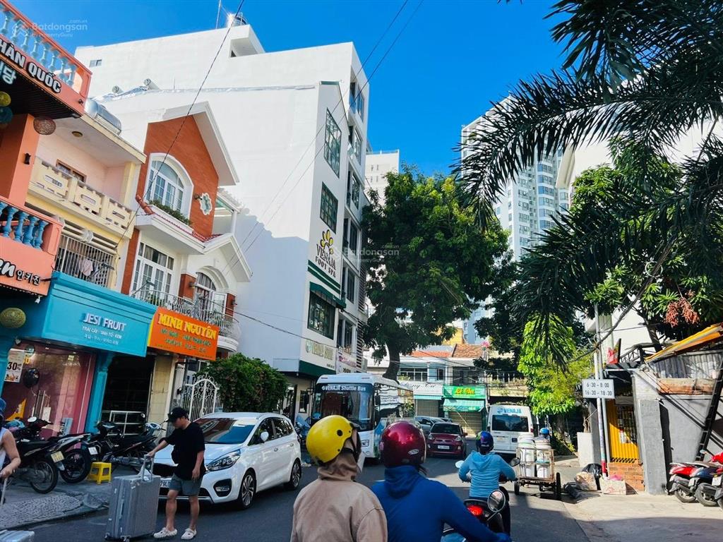 Chính chủ bán lô đất trong khu bàn cờ phố hàn mà chỉ có 175tr/m2, mặt tiền hơn 15m kinh doanh