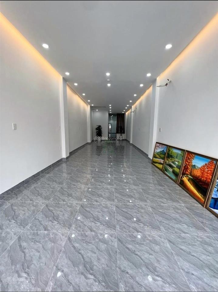 Bán căn nhà mới keng sang trọng, đường chính kinh doanh khu bàn cờ, mặt tiền đường ngô gia tự