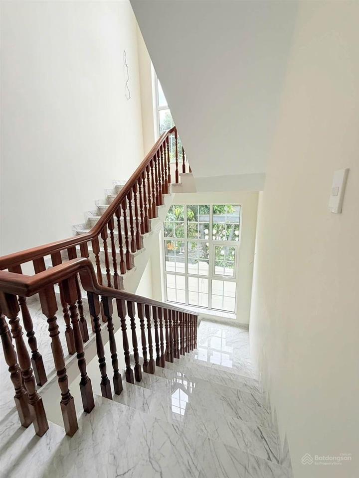 Chuyển nhượng căn biệt thự mới hoàn thiện sang trọng, đẳng cấp trong khu vip  vcn phước hải