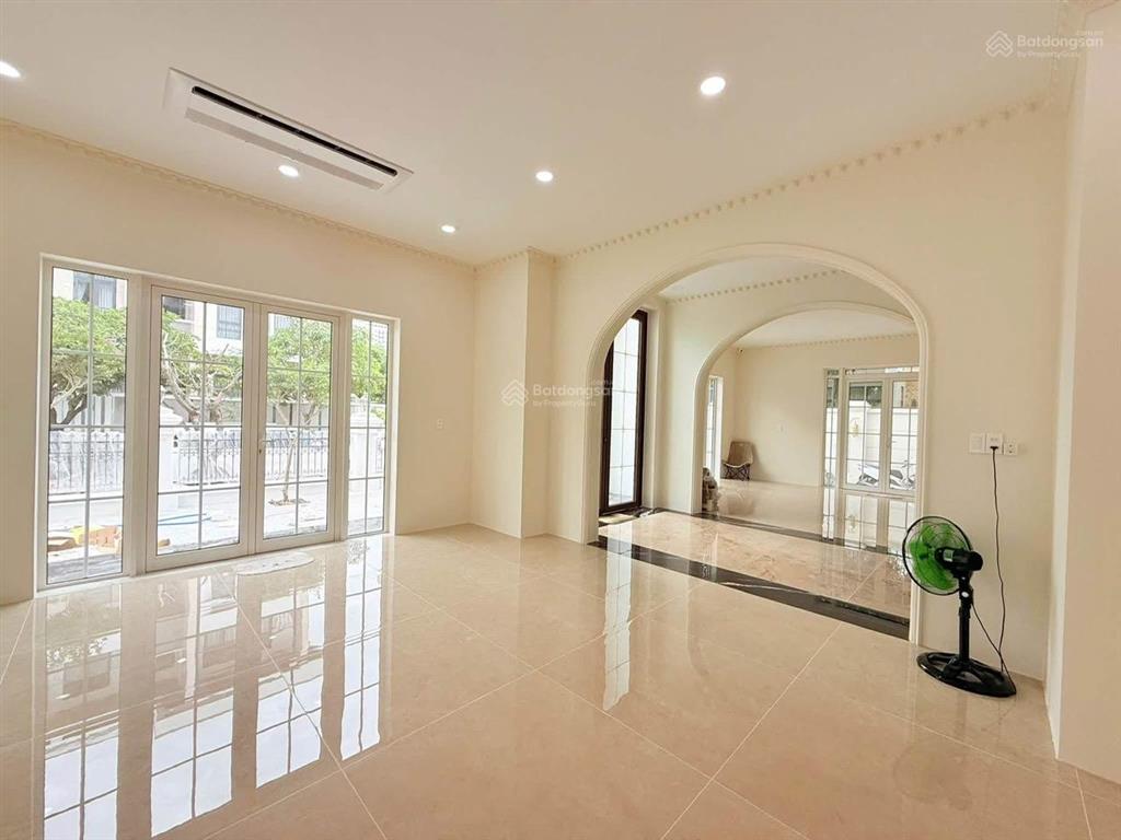 Chuyển nhượng căn biệt thự mới hoàn thiện sang trọng, đẳng cấp trong khu vip  vcn phước hải