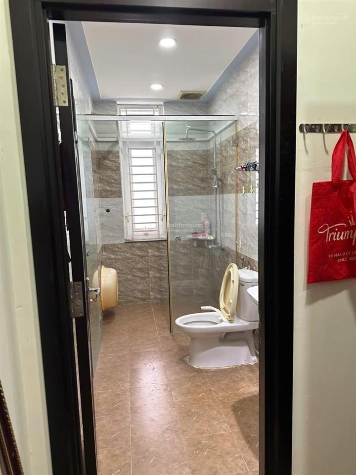 Cho thuê nhà căn góc 2 mặt tiền khu vcn phước hải view sông đường b8 (đường nguyễn thới bưng)