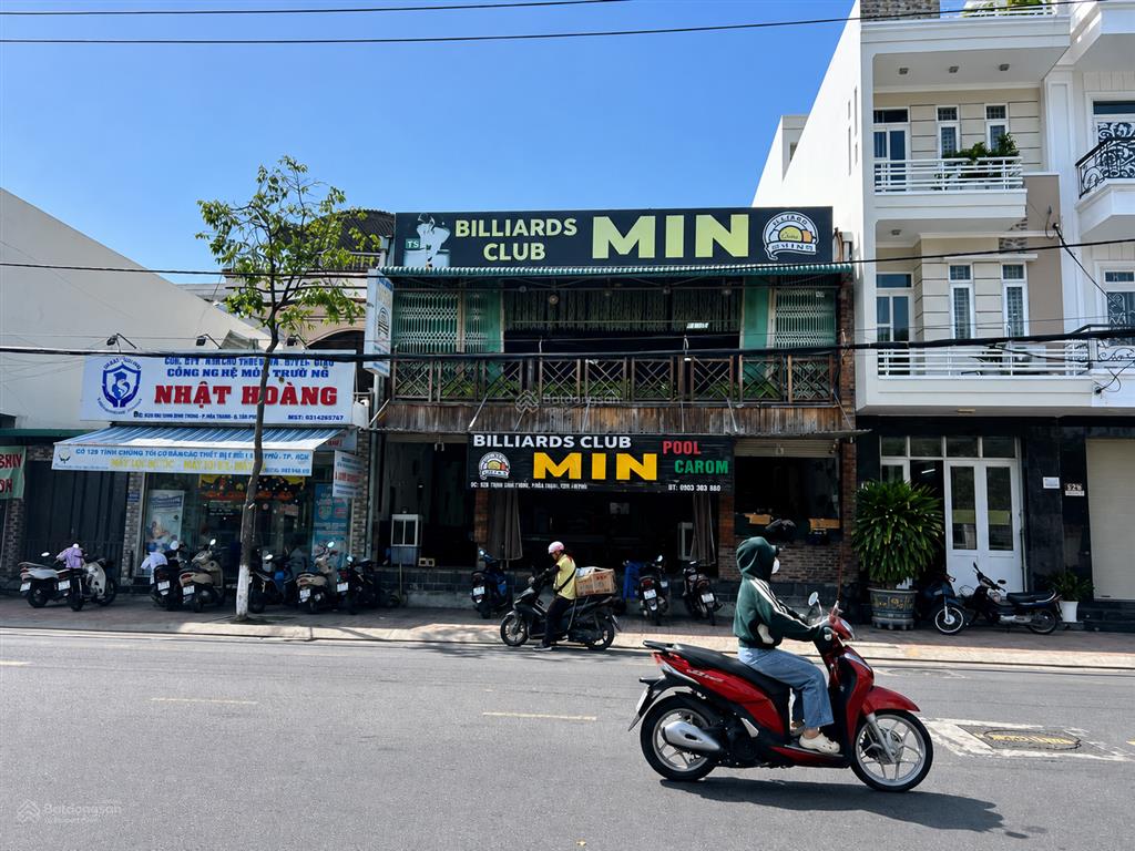 Bán đất có nhà đang cho thuê mặt tiền rộng 10m, hàng hiếm, mặt tiền đường điện biên phủ