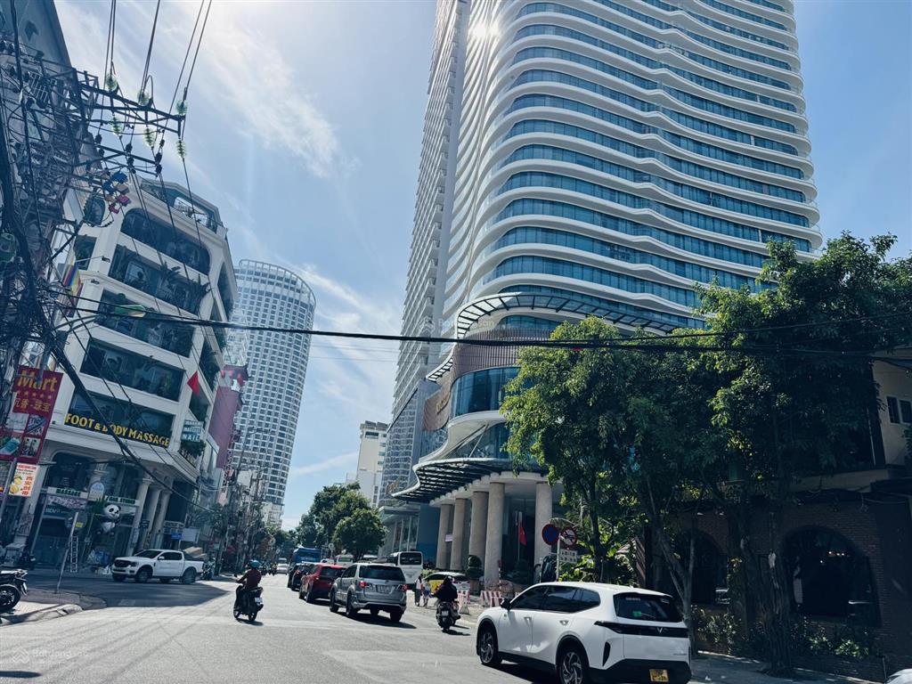 Bán lô đất khu phố tập trung khách du lịch, mặt tiền đường nguyễn thị minh khai, chỉ có 275tr/m2