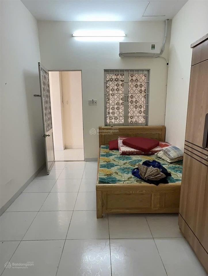 Khách mua đầu tư  e, bên cạnh chào bán 10 tỷ, căn này ra nhanh chỉ có 7.9 tỷ đơn giá rất tốt