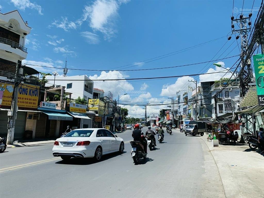 Bán căn nhà mặt tiền đường lớn kinh doanh đang cho thuê có dòng tiền, mặt tiền đường 2/4