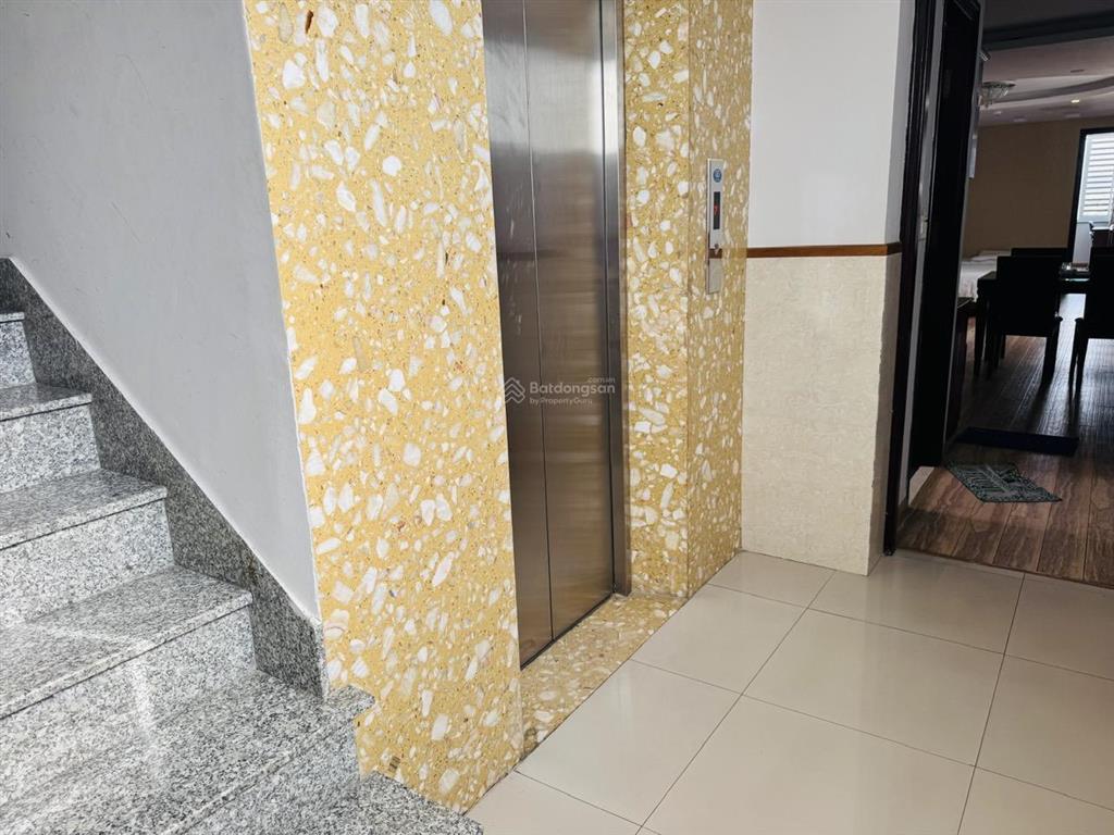 Cần bán khách sạn và khuôn viên đất giá cho nhà đầu tư khu du lịch (cực kỳ hiếm trên thị trường)