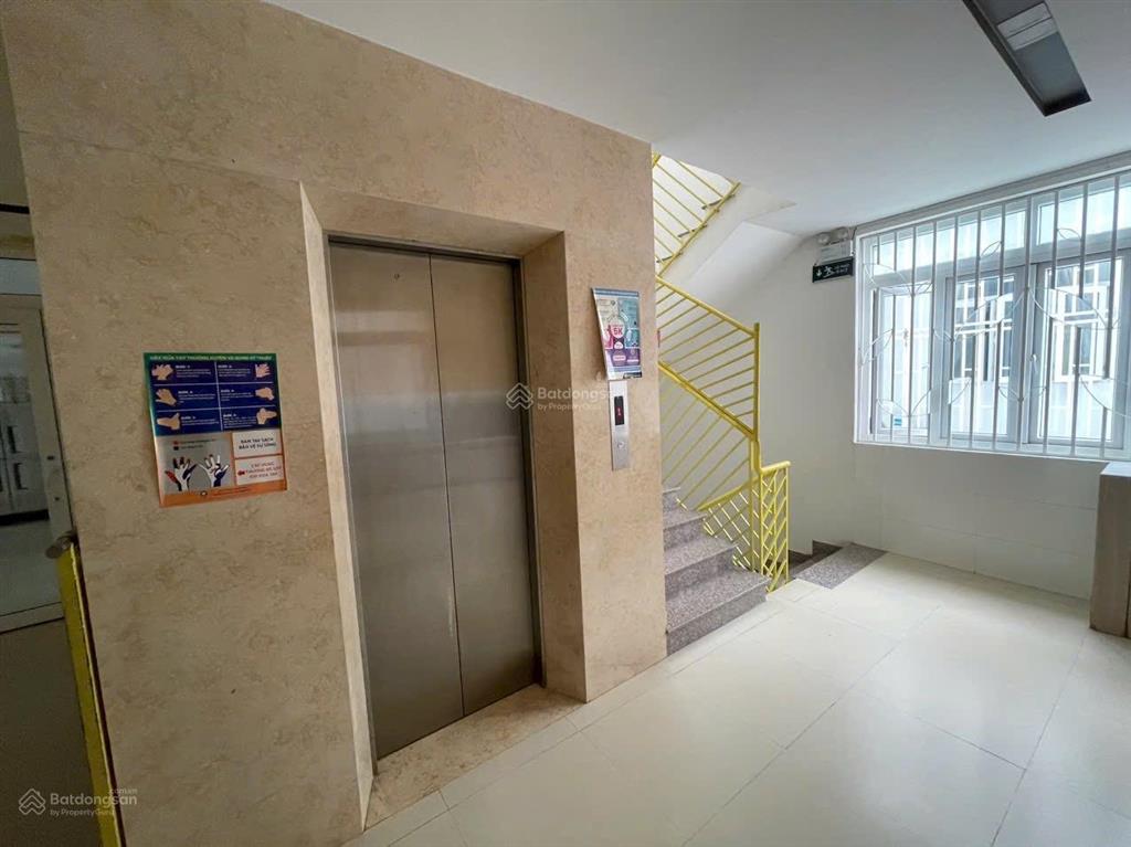 Bán tòa nhà diện tích sàn rộng, mặt tiền đường khu đô thị vcn phước hải