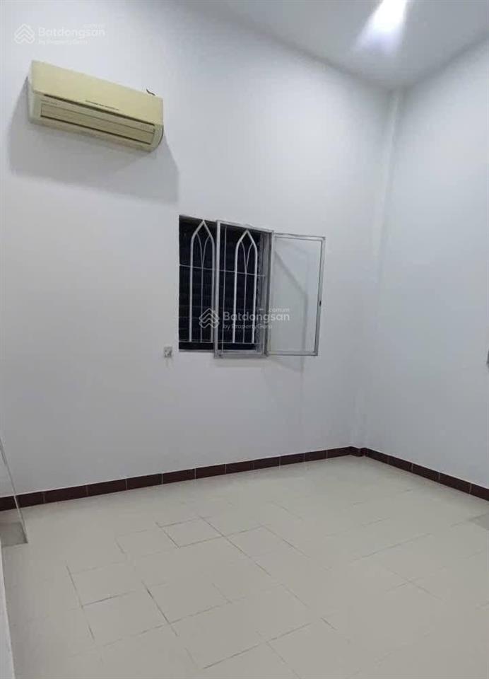 Giá rất tốt để khách mua ở trong trung tâm, nhà hẽm rộng 2.5m đường 23/10 cạnh bên siêu thị lotte