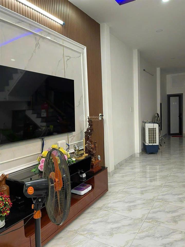 Nhà đẹp hẻm ô tô đường cây sung, tây nha trang, 92m², chỉ cách đường chính 70m