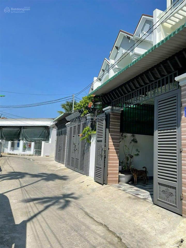 Nhà đẹp hẻm ô tô đường cây sung, tây nha trang, 92m², chỉ cách đường chính 70m