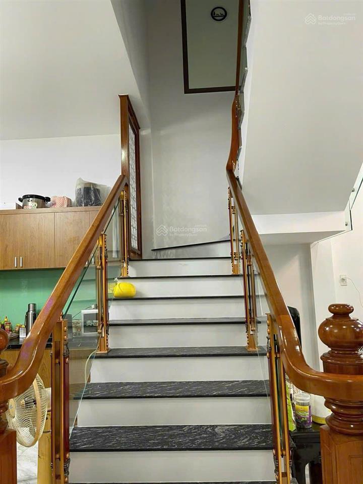 Nhà đẹp hẻm ô tô đường cây sung, tây nha trang, 92m², chỉ cách đường chính 70m