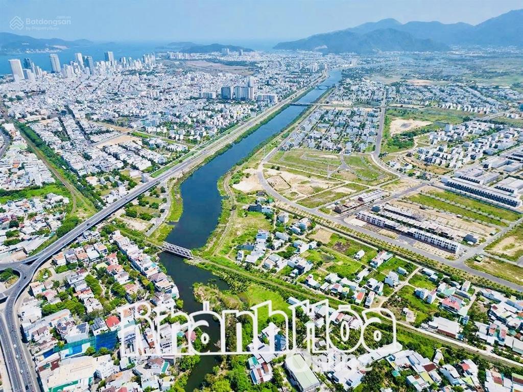 Vị trí đẹp, giá đầu tư, sở hữu ngay lô liền kề 120m2 đối diện lock bt, đường số 5 hướng đn sạch đep