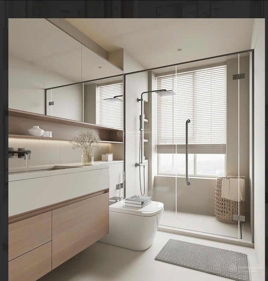 Nhà 3.5 tầng, thiết kế luxury , bàn giao full nội thất hiện đại, vị trí đắc địa nhất trục đường 47