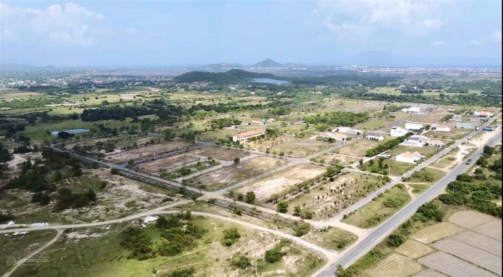 Bán gấp lô đất ninh thọ, kkt nam vân phong, tđc ninh long  ql26b, vị trí đắc địa 0917 222 ***