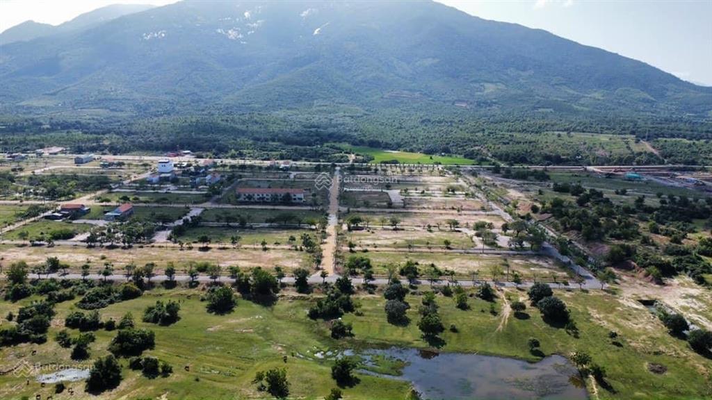 Bán gấp lô đất ninh thọ, kkt nam vân phong, tđc ninh long  ql26b, vị trí đắc địa 0917 222 ***