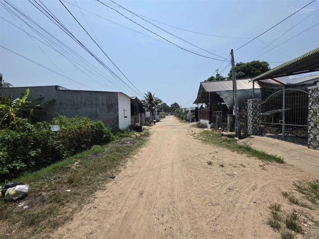 Lô đất full thổ cư 175 m2 tại đường xuân diệu  chợ cam đức, trong ranh dân cư không bị quy hoạch