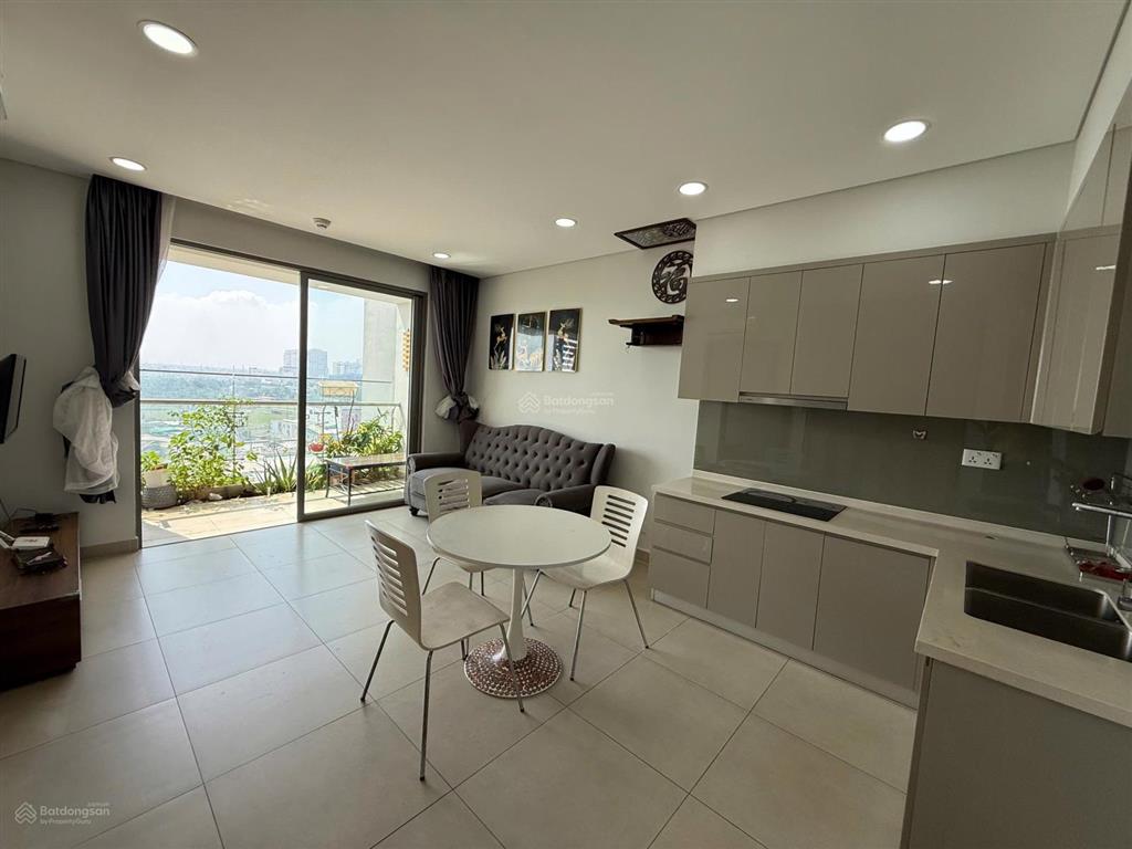 Bán căn hộ 2pn, 2wc, 62m2,giá chỉ 4,65 tỷ tại river panorama, có hỗ trợ vay ngân hàng. 0938 793 ***