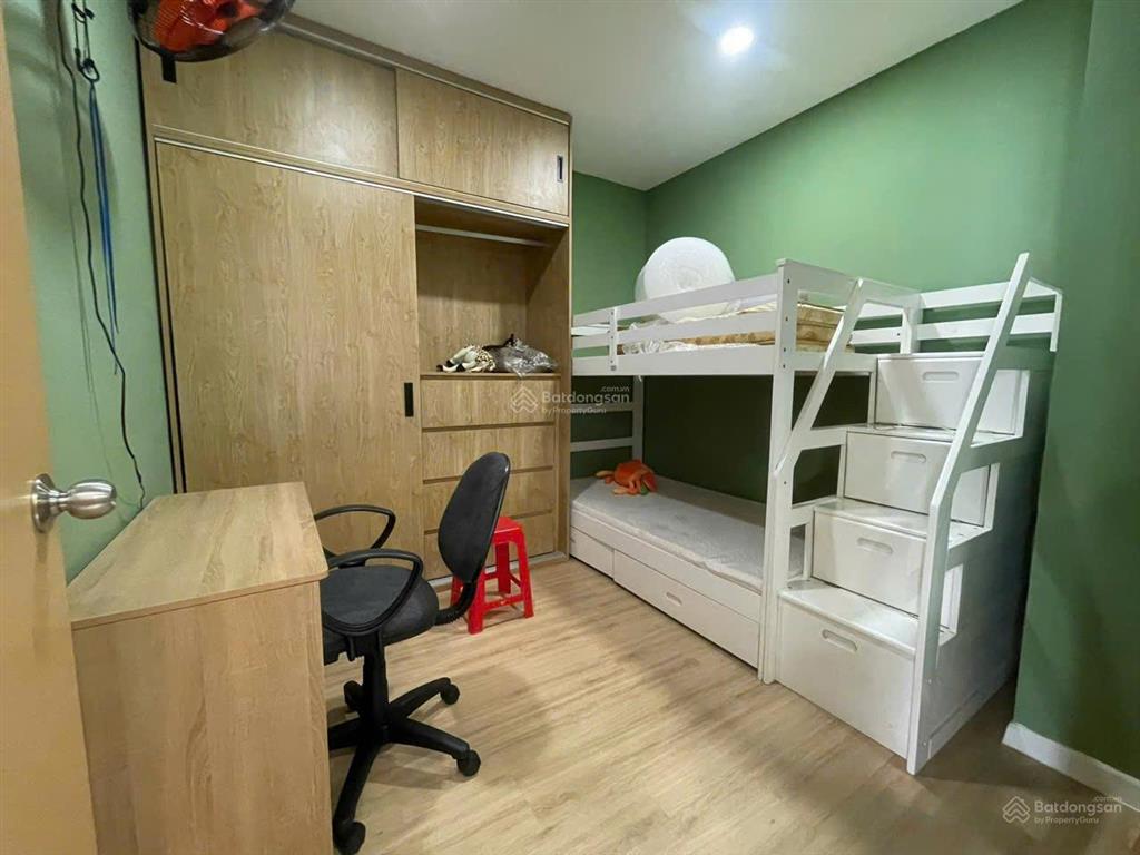 Bán gấp 2pn2wc, 66 m2, view đẹp, giá siêu hời chỉ 4.2 tỉ.  0938 890 ***
