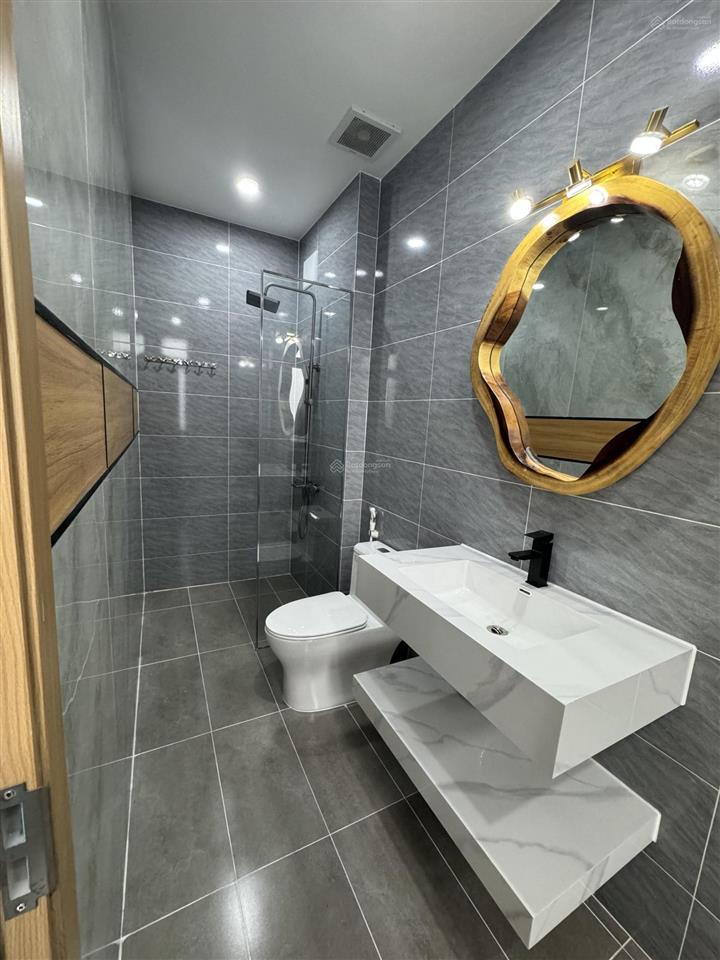 Nhà đẹp cần bán gấp thuộc phường đông hung thuận q12 dt 5 x 12m đúc 2 tấm giá bán 5ty450tr