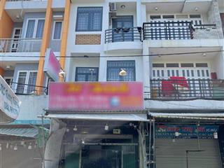 Nhà chính chủ gủi cần bán gấp thuộc phường 11 gò vấp dt 4 x 16,5m đúc 4tam giá 10ty300tr