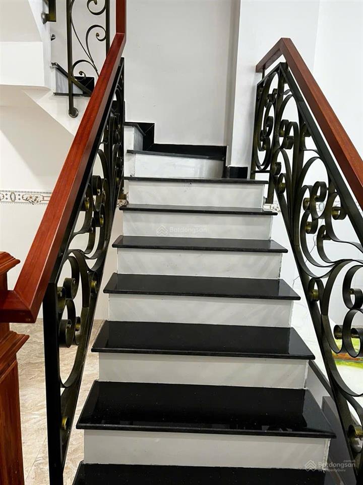 Bán nhà riêng 74m2, 4pn, 4wc, 6,99 tỷ ở phường 14, gò vấp, hcm, hàng hiếm tại đây