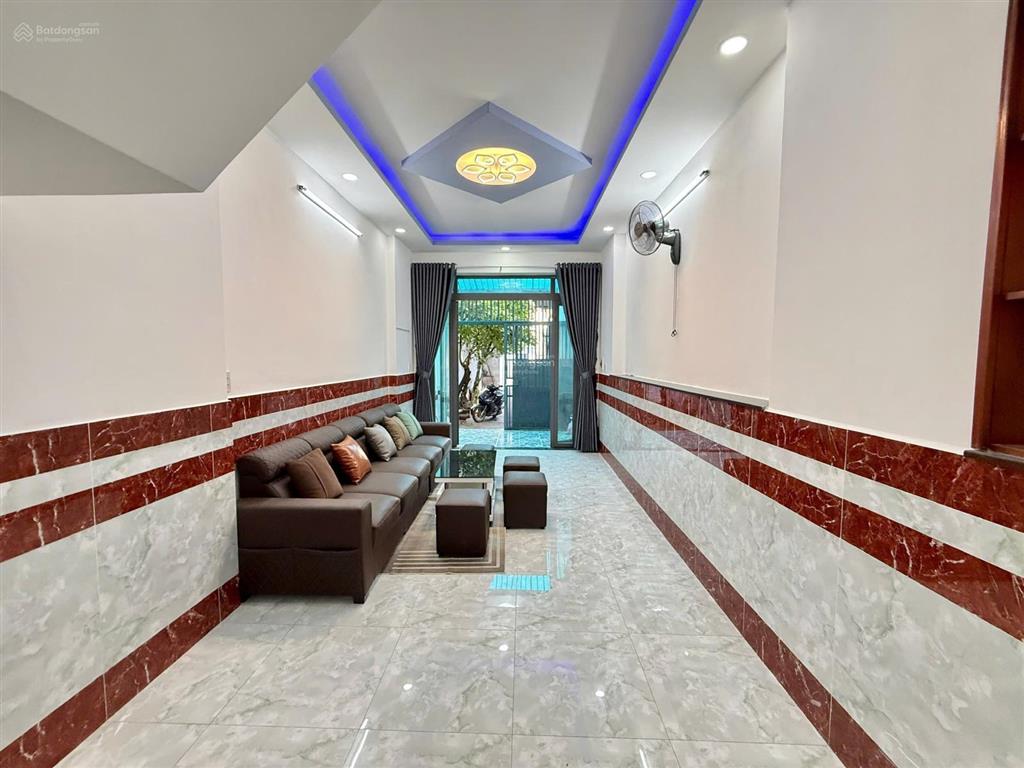 Bán nhà riêng tại đông bắc, 3,79 tỷ, 52,9 m2 bao đẹp giá tốt