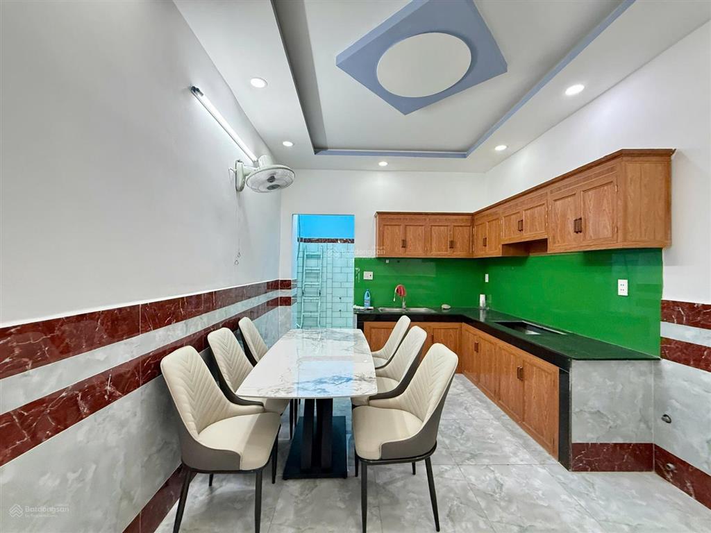 Bán nhà riêng tại đông bắc, 3,79 tỷ, 52,9 m2 bao đẹp giá tốt