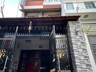 Nhà chính chủ gủi cần bán gấp thuộc phường 14 gò vấp dt 4 x 16m đúc 3,5 tấm giá bán 6ty200tr