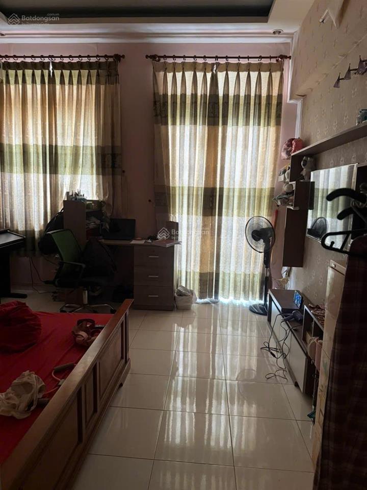 Nhà chính chủ gửi cần bán gấp thuộc phường 14 gò vấp dt 4 x 16m đúc 3,5 tấm giá bán 6ty300tr