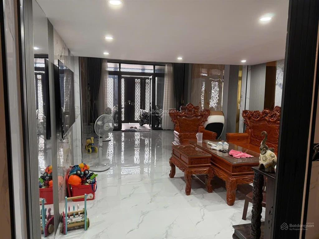 Nhà đúc 1 tấm nguyễn tư giản phường 12 gò vấp dt 4,1 x 24,25m giá bán 9 tỷ 100 triệu