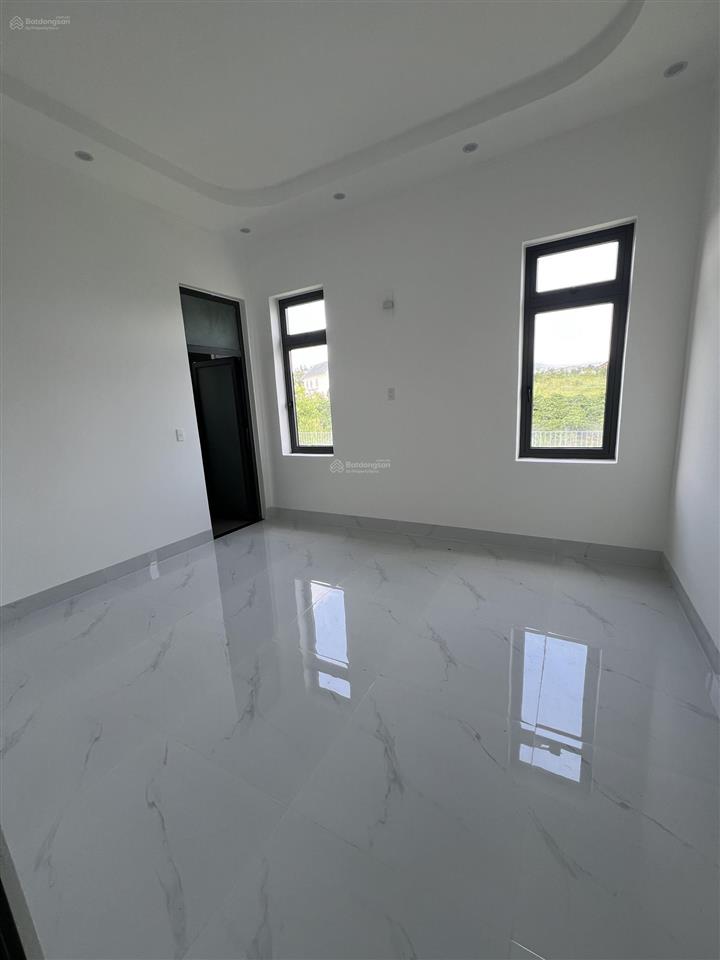Bán villa ven đà lạt giá 3,8 tỷ/613m2 sổ hồng nhà hoàn thiện