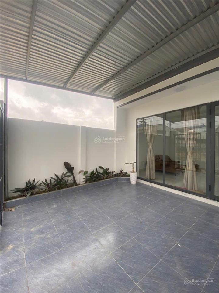 Cho thuê nhà cấp 4 mặt tiền đường 2 ô tô, diên an, diên khánh.  0905 211 ***