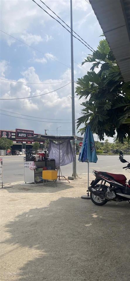 Bán nhà võ kiện, diên an, cách võ nguyên giáp chỉ vài bước chân, giá tốt.  0905 211 ***