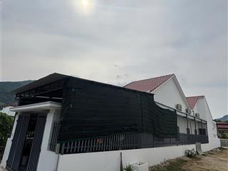 Bán nhà đẹp, full nội thất, gần biển, giá cực tốt.  0905 211 ***