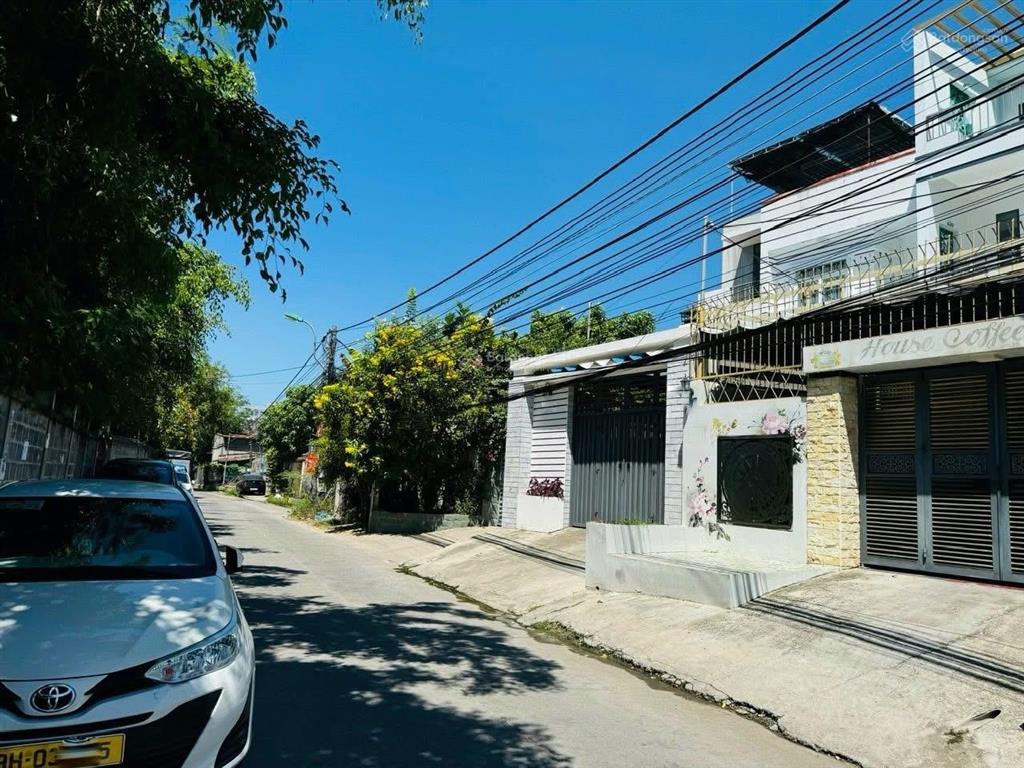 Bán nhà đẹp 3 tầng đường chính xóm chiếu rộng 7m có sân rộng kinh doanh sổ hồng hoàn công