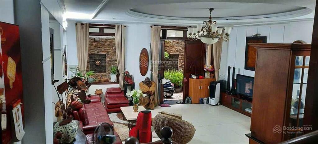 Bán nhà 13/4 trần quý phường 4 quận 11