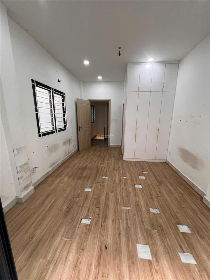Cho thuê nhà hẻm xe hơi nguyễn đình chiểu p.5 quận 3