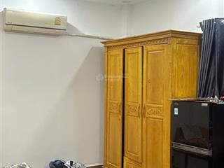 Cho thuê biệt thự mặt tiền 16x18m 2 lầu đường hoa phường 2 quận phú nhuận