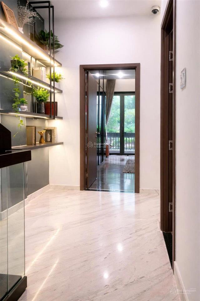 Nhà phố xây sẵn sổ hồng riêng giá 3tỷ030, 5x12m 1 trệt 2 lầu đã vat công chứng ngay  0355 848 ***