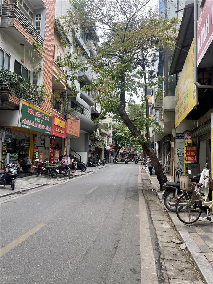 Bán nhà 4 tầng mặt phố yên phụ.dt56m2(mt4.3m).sổ đỏ cc.giá600tr/1m2.0943 085 ***