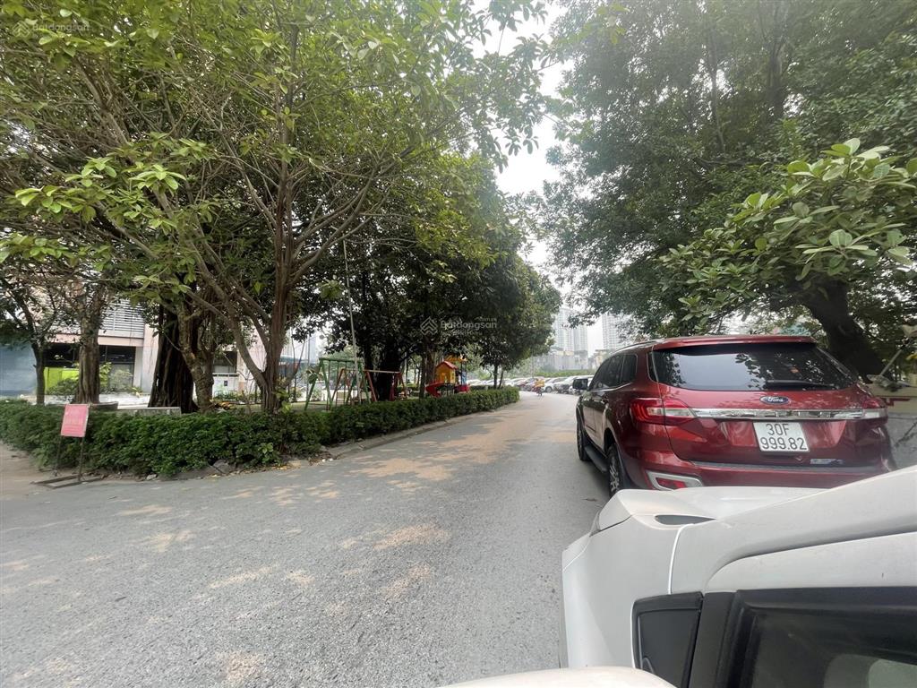 Bán chung cư nam xa la phường hà đông. dt 71m2 (2n 2vs). hđmb, full nội thất. 3.9 tỷ.  0943 085 ***
