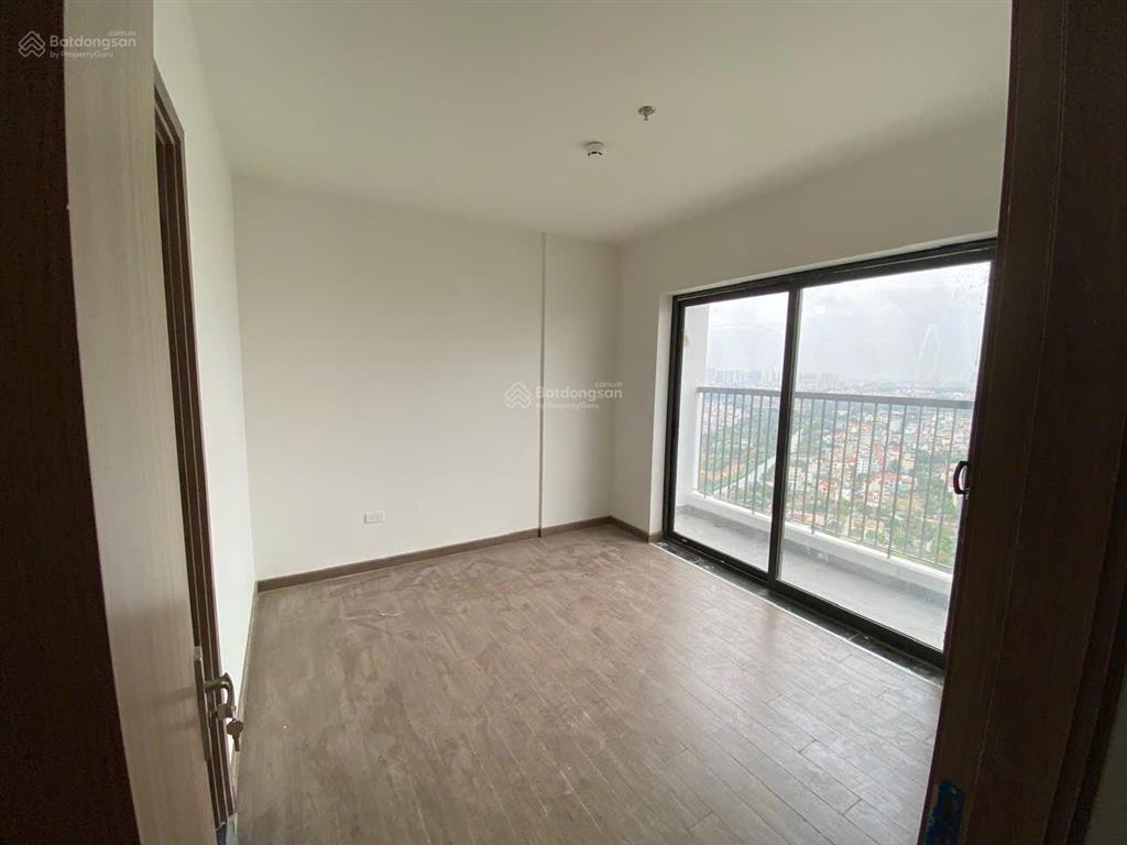 Cho thuê văn phòng toà nhs trung văn đường tố hữu.dt77m2(3p 2vs).giá13tr.0943 085 ***