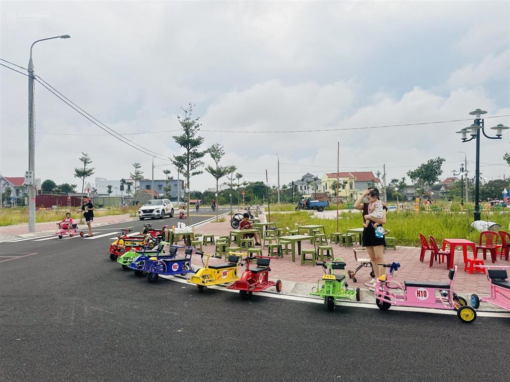 Bán 2 lô đất liền kề kđt hải vân  hải nam quay công viên