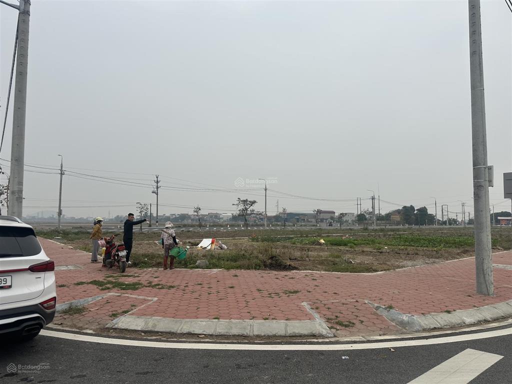 Bán lô góc đất biệt thự siêu đắc địa quay công viên