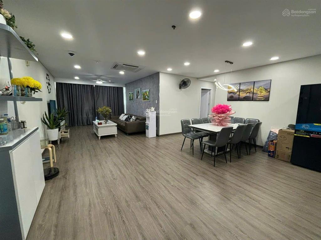 Bán căn hộ giai việt  tạ quang bửu, phường chánh hưng