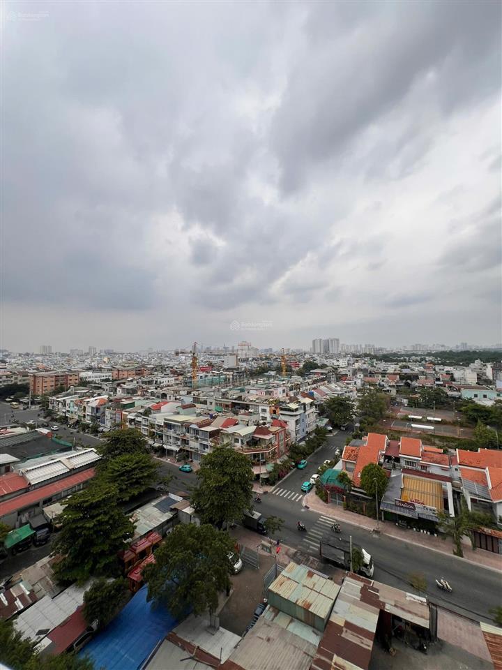 Cần bán căn hộ lê thành block b bình tân